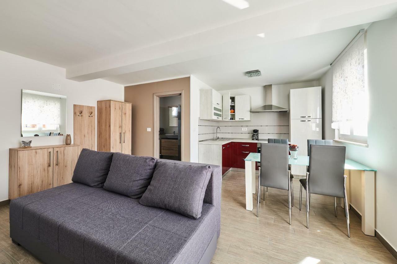 Apartment Tamara 乌马格 外观 照片